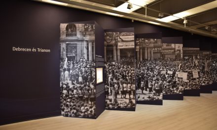 Trianon: Határ-sorsok a Déri Múzeumban